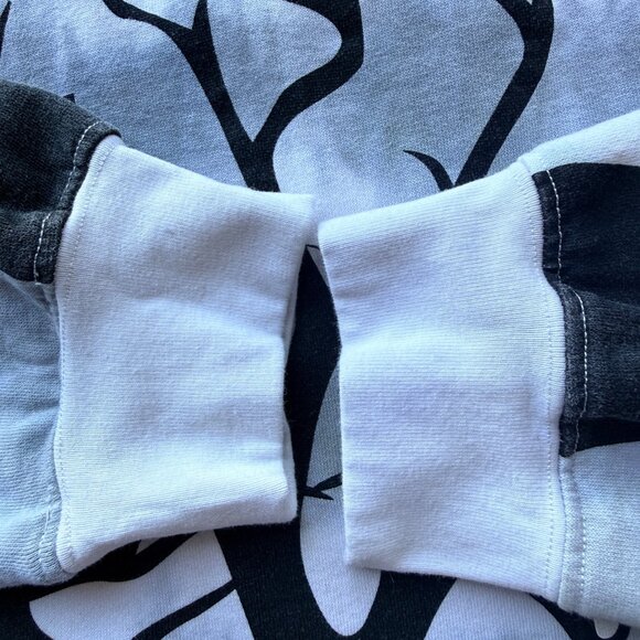 Disney Sweatshirt Womens Small Gray Black Cotton Blend Halloween Crew Neck - Picture 9 of 10